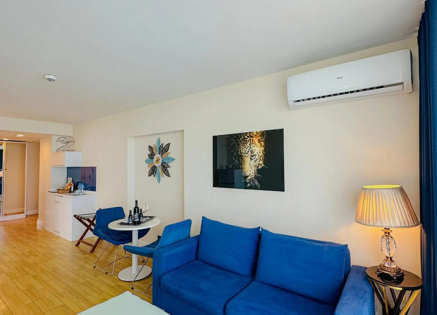 Seaside Vip Hotel Batumi 0*,