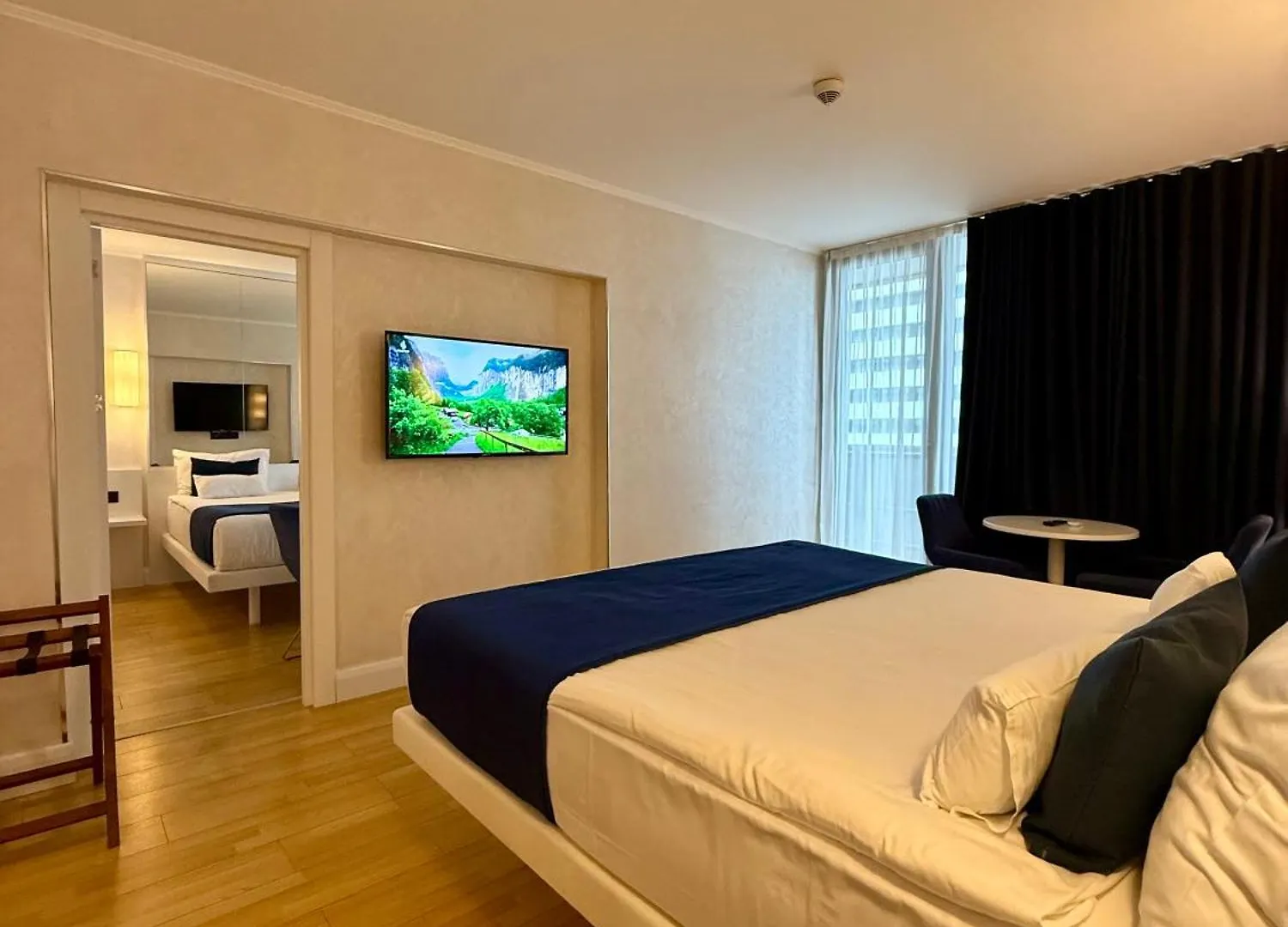 Apartment Seaside Vip Hotel Batumi Georgia